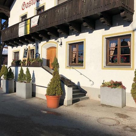 Landgasthaus Zum Altwirt Reichersbeuern Hotel Exterior photo